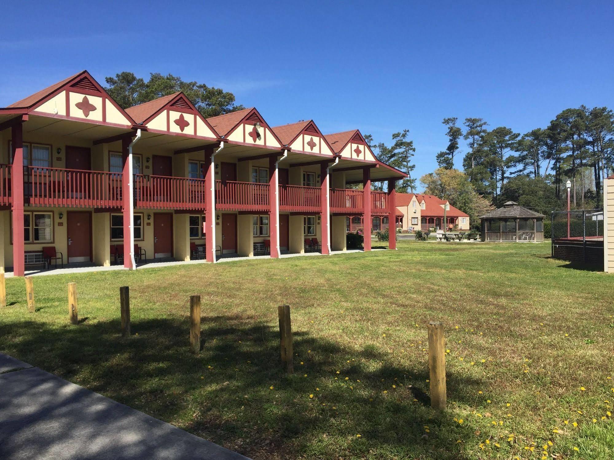 Elizabethan Inn Manteo Exterior foto